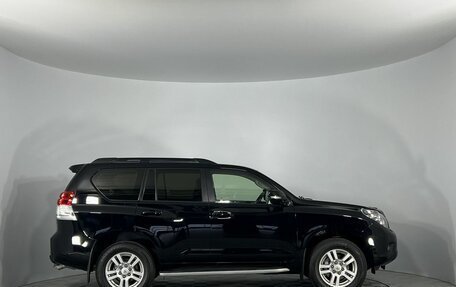 Toyota Land Cruiser Prado 150 рестайлинг 2, 2013 год, 2 785 000 рублей, 4 фотография