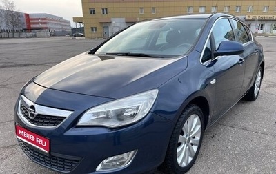 Opel Astra J, 2010 год, 650 000 рублей, 1 фотография