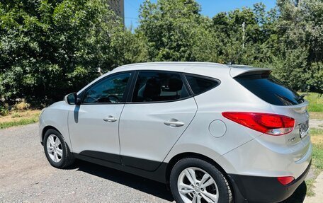 Hyundai ix35 I рестайлинг, 2011 год, 1 100 000 рублей, 7 фотография
