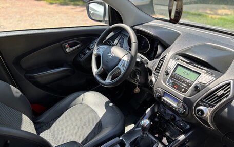 Hyundai ix35 I рестайлинг, 2011 год, 1 100 000 рублей, 14 фотография