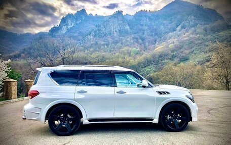 Infiniti QX56, 2010 год, 1 800 000 рублей, 2 фотография
