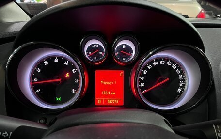 Opel Astra J, 2010 год, 650 000 рублей, 11 фотография