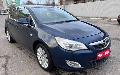 Opel Astra J, 2010 год, 650 000 рублей, 10 фотография