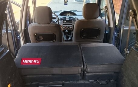 Hyundai Matrix I рестайлинг, 2002 год, 350 000 рублей, 33 фотография