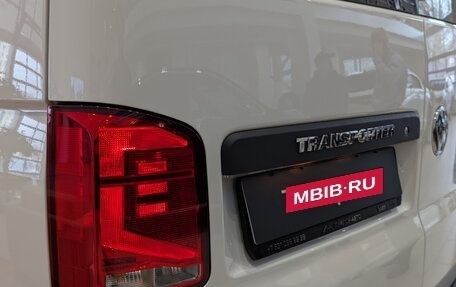 Volkswagen Transporter T6 рестайлинг, 2024 год, 9 180 000 рублей, 10 фотография