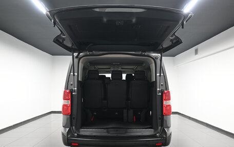 Peugeot Traveller I, 2019 год, 2 895 000 рублей, 9 фотография