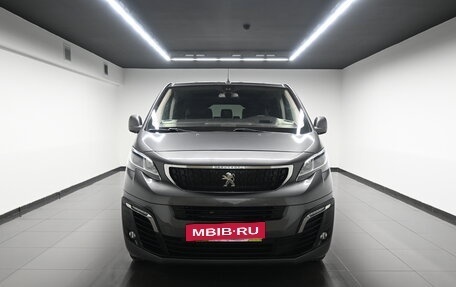 Peugeot Traveller I, 2019 год, 2 895 000 рублей, 5 фотография