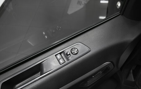 Peugeot Traveller I, 2019 год, 2 895 000 рублей, 31 фотография