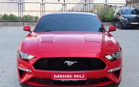 Ford Mustang VI рестайлинг, 2022 год, 2 290 011 рублей, 2 фотография