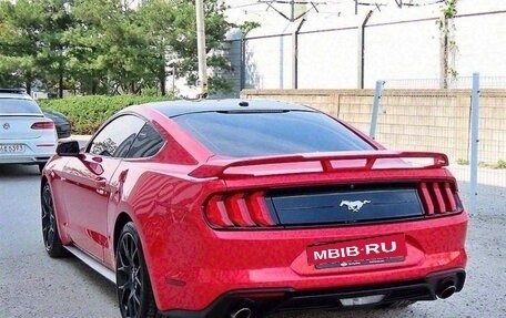 Ford Mustang VI рестайлинг, 2022 год, 2 290 011 рублей, 3 фотография