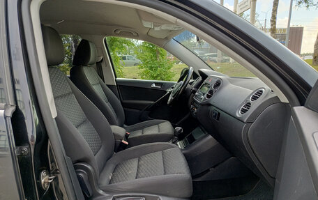 Volkswagen Tiguan I, 2011 год, 898 000 рублей, 13 фотография