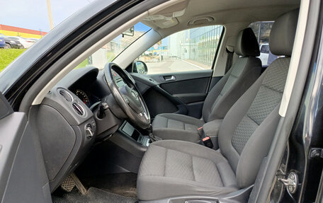 Volkswagen Tiguan I, 2011 год, 898 000 рублей, 20 фотография
