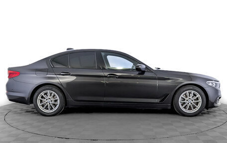 BMW 5 серия, 2019 год, 3 200 000 рублей, 4 фотография