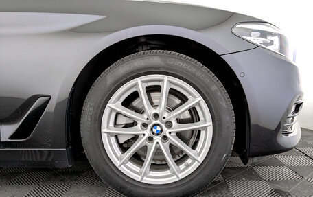 BMW 5 серия, 2019 год, 3 200 000 рублей, 18 фотография