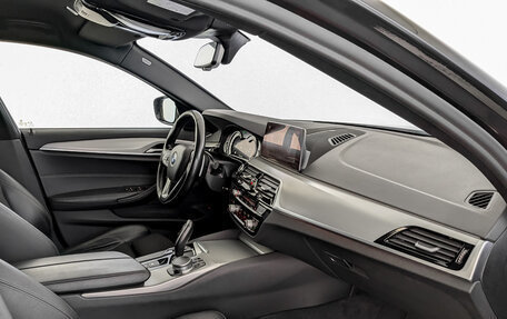 BMW 5 серия, 2019 год, 3 200 000 рублей, 11 фотография