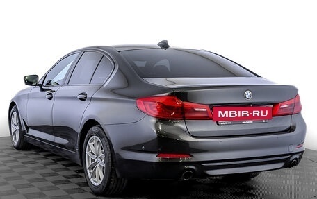 BMW 5 серия, 2019 год, 3 200 000 рублей, 7 фотография