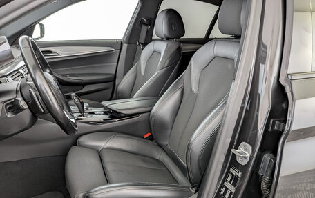BMW 5 серия, 2019 год, 3 200 000 рублей, 20 фотография