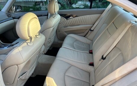 Mercedes-Benz E-Класс, 2002 год, 1 050 000 рублей, 13 фотография