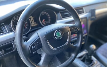 Skoda Superb III рестайлинг, 2010 год, 1 200 000 рублей, 6 фотография