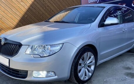 Skoda Superb III рестайлинг, 2010 год, 1 200 000 рублей, 22 фотография
