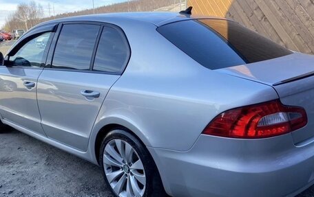 Skoda Superb III рестайлинг, 2010 год, 1 200 000 рублей, 24 фотография