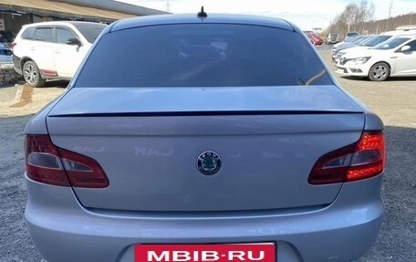 Skoda Superb III рестайлинг, 2010 год, 1 200 000 рублей, 14 фотография