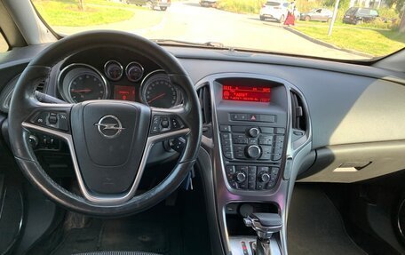 Opel Astra J, 2011 год, 615 000 рублей, 10 фотография