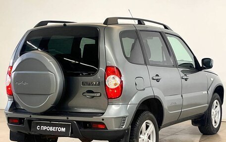 Chevrolet Niva I рестайлинг, 2018 год, 846 000 рублей, 7 фотография