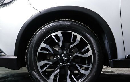 Mitsubishi Outlander III рестайлинг 3, 2021 год, 2 477 000 рублей, 25 фотография