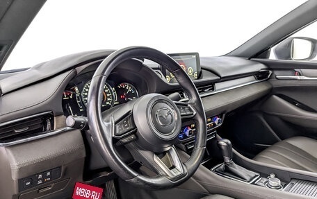 Mazda 6, 2020 год, 2 350 000 рублей, 16 фотография