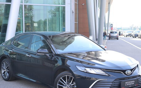 Toyota Camry, 2022 год, 3 199 000 рублей, 3 фотография