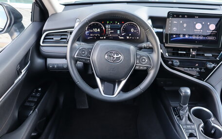 Toyota Camry, 2022 год, 3 199 000 рублей, 12 фотография