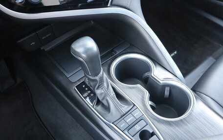 Toyota Camry, 2022 год, 3 199 000 рублей, 16 фотография