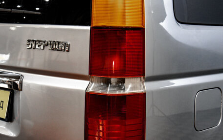 Honda Stepwgn II рестайлинг, 2001 год, 799 000 рублей, 9 фотография