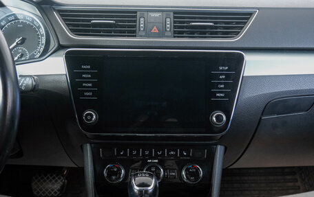 Skoda Superb III рестайлинг, 2017 год, 2 099 000 рублей, 18 фотография