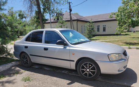 Hyundai Accent II, 2009 год, 550 000 рублей, 2 фотография