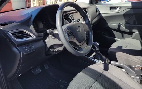 Hyundai Solaris II рестайлинг, 2019 год, 1 650 000 рублей, 6 фотография