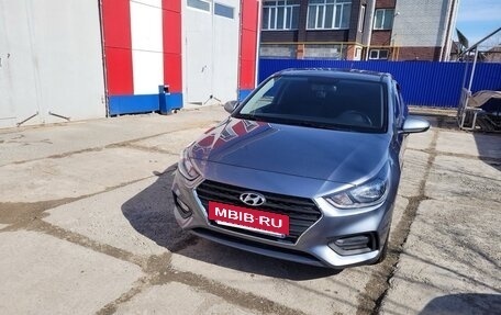 Hyundai Solaris II рестайлинг, 2019 год, 1 650 000 рублей, 3 фотография