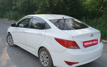 Hyundai Solaris II рестайлинг, 2015 год, 670 000 рублей, 5 фотография