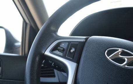 Hyundai Solaris II рестайлинг, 2015 год, 999 000 рублей, 11 фотография