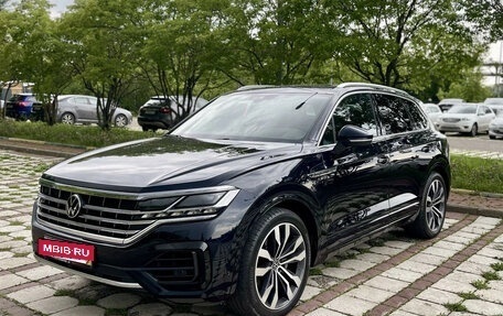 Volkswagen Touareg III, 2022 год, 5 640 000 рублей, 3 фотография
