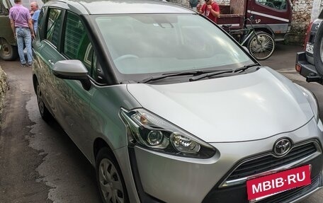 Toyota Sienta II, 2016 год, 970 000 рублей, 5 фотография
