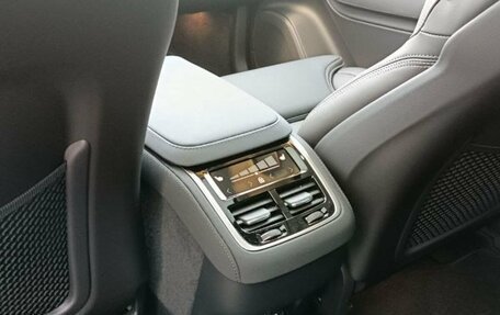 Volvo XC90 II рестайлинг, 2025 год, 11 400 000 рублей, 14 фотография
