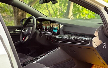 Volkswagen Golf GTI, 2022 год, 3 040 000 рублей, 7 фотография