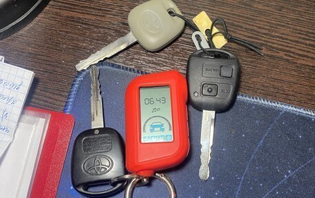 Toyota Corolla, 2005 год, 650 000 рублей, 10 фотография