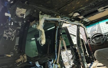 Toyota Land Cruiser 200, 2010 год, 3 180 000 рублей, 9 фотография