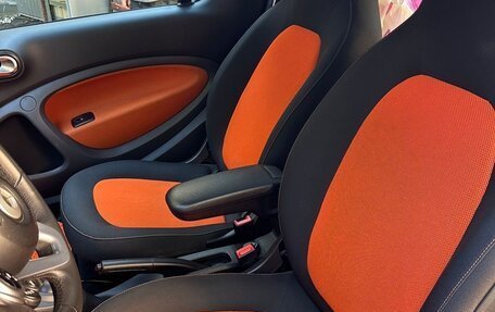 Smart Fortwo III, 2018 год, 1 499 000 рублей, 5 фотография