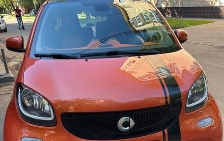 Smart Fortwo III, 2018 год, 1 499 000 рублей, 2 фотография