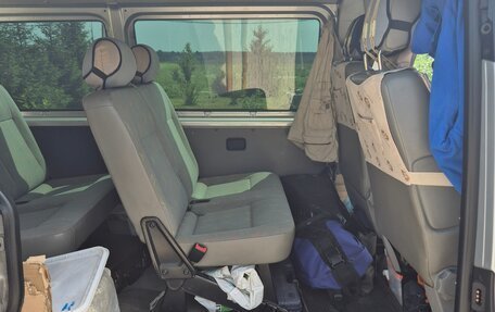 Volkswagen Transporter T5 рестайлинг, 2004 год, 825 000 рублей, 8 фотография