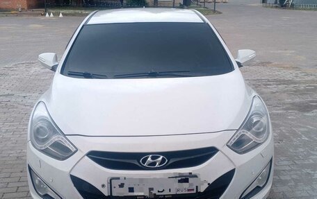 Hyundai i40 I рестайлинг, 2013 год, 900 000 рублей, 15 фотография